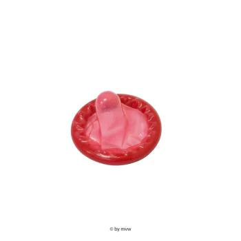 SmoothGLide Red Strawberry Flavored Lubricated Condoms 54mm Latex 50pcs