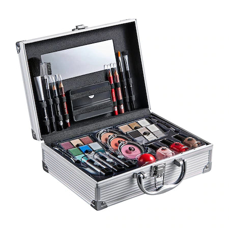 MAKE-UP KIT 2K, ALLES ÜBER BEAUTY TRAIN